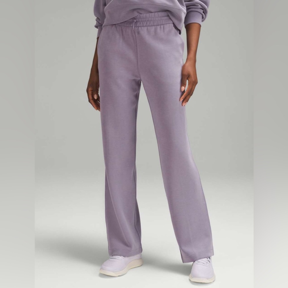 NWOT Lululemon Ribbed Softstreme High-Rise Pant 32.5" - Picture 2 of 10